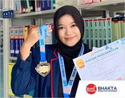 Mahasiswa S1 Kesehatan Masyarakat, Anita Octasari berhasil raih 