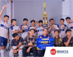 UKM Futsal IIK Bhakta berhasil Juara 1 dalam Brawijaya Championship 2025 yang digelar di GOR Joyoboyo Kediri, November 2025
