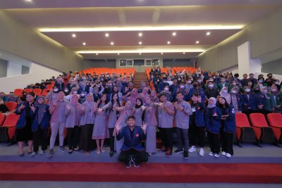 Lomba Desain Poster dalam Rangkaian Peringatan International Seminar of Technology and Health Management ke-3 (3nd ISoTecHMa)