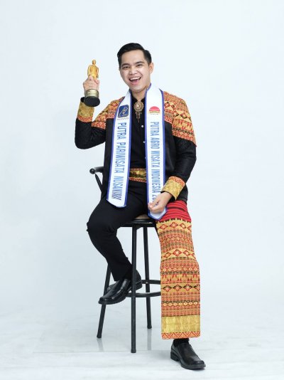  Mahasiswa FKG IIK Bhakta Borong Prestasi 3rd Runner Up Putra Pariwisata 2022, Duta Agrowisata dan Duta Kesehatan Nasional 2022.
